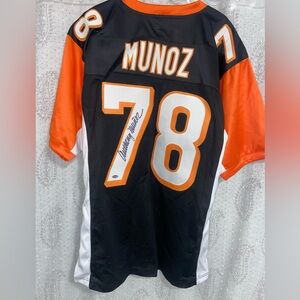 Anthony Munoz Autographed Jersey